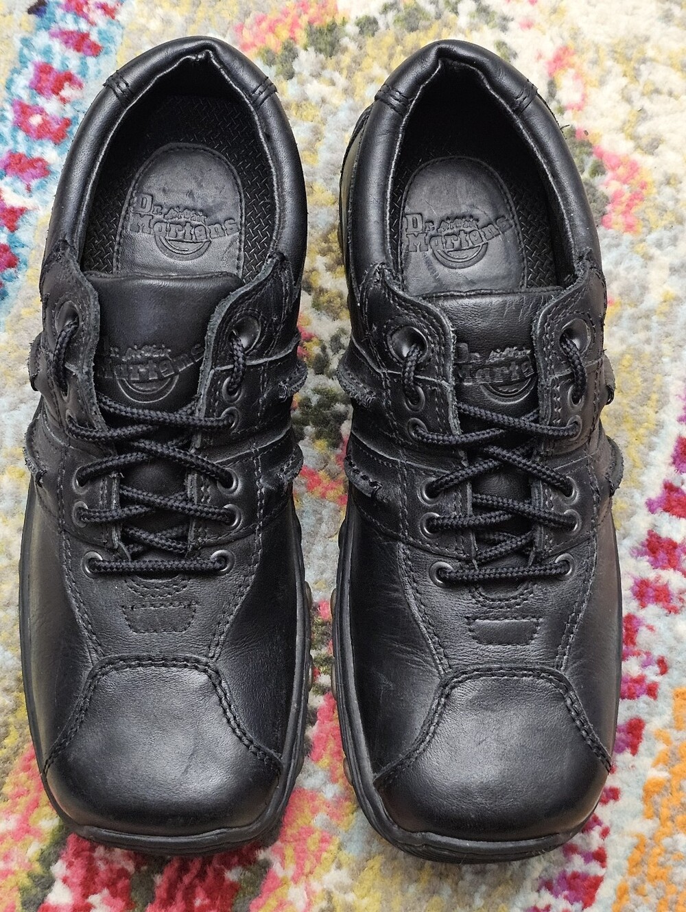 Dr. Doc Martens Mens Size 5 / Womens 6 / EU 37 Black Air Cushion Lace Up 8A99